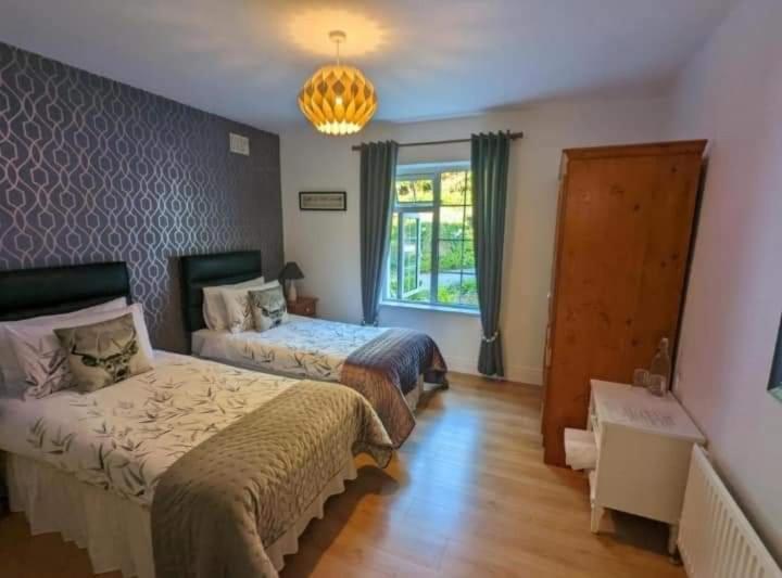 O' Sullivan'S B & B Kilclogherane Exterior photo