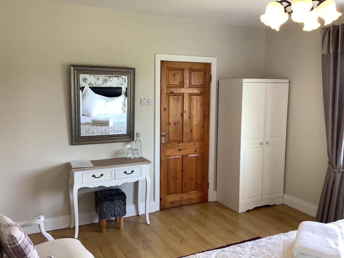 O' Sullivan'S B & B Kilclogherane Exterior photo